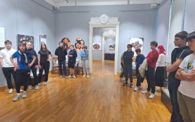 Posjet 8.e razreda izložbi „Crne pisanice u Podravini i Međimurju“