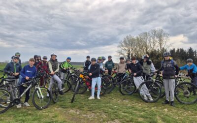 Učenici sedmih razreda na edukativnoj biciklijadi povodom Dana voda
