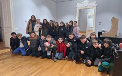 Posjet 5.e razreda izložbi K/3 – Katalog elektro-identiteta