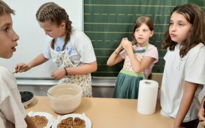 Slatki kraj školske godine: Učenici francuskog jezika pripremali belgijske vafle!